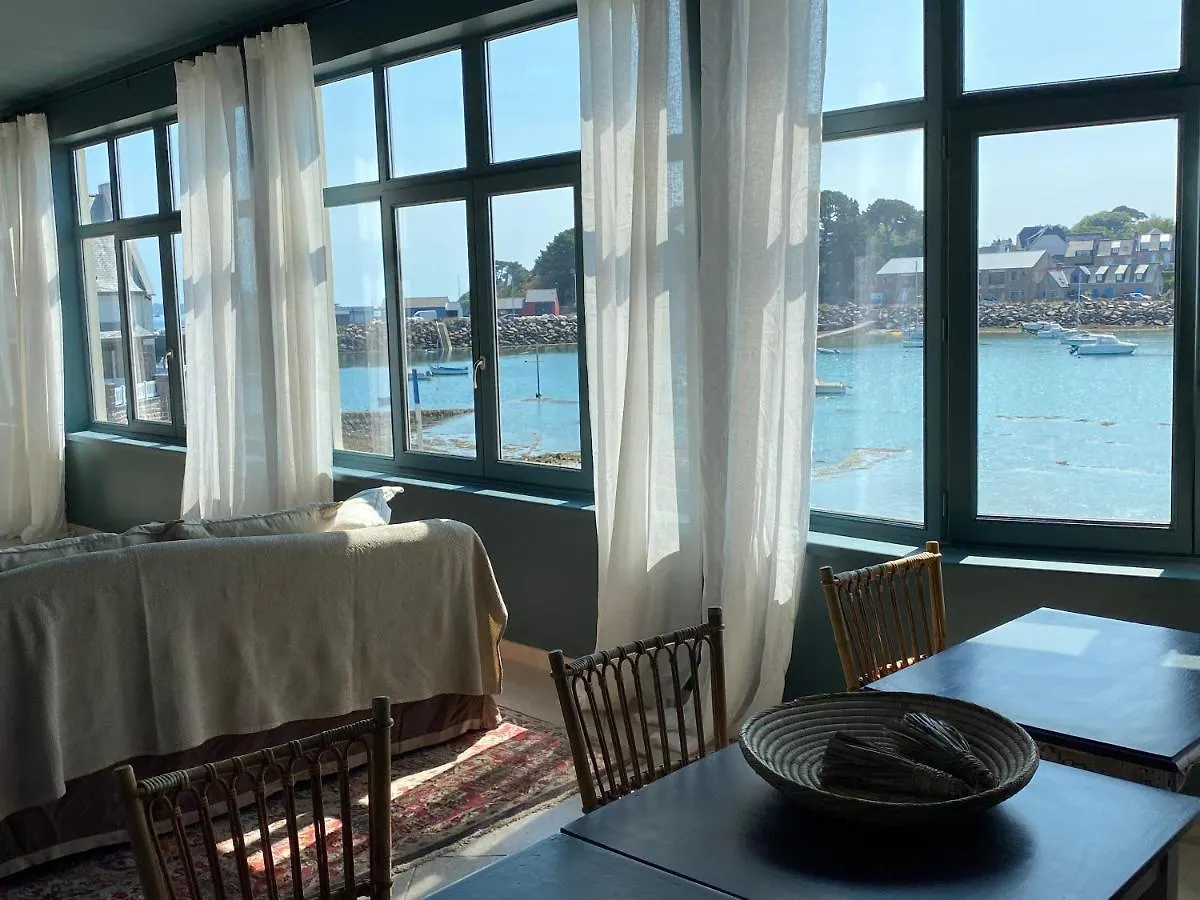Bed & Breakfast La Maison Du Grand Rocher Ploubazlanec Frankrike